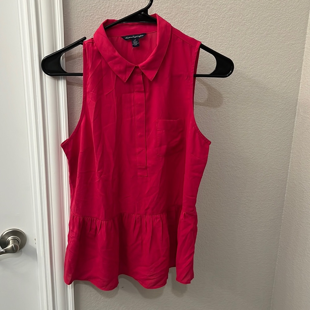 American eagle outfitters size S sleeveless pink blouse